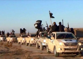 القناة 10: طائرات حربية ’’إسرائيلية’’ تقصف معسكر لـ’’داعش’’ في سيناء