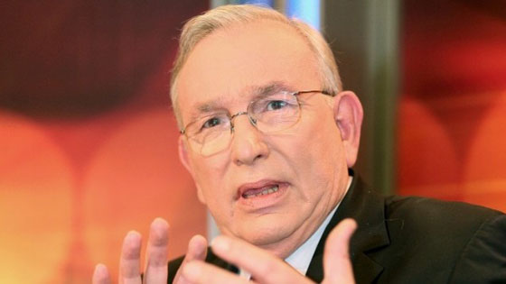 كاتب اسرائيلي شهير :العقوبات الاسرائيلية ستزيد من حدة العمليات الفلسطينية