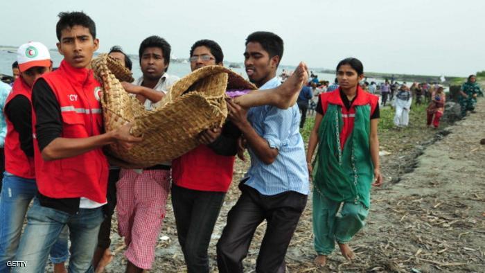 مقتل 10 أشخاص وفقدان 11 آخرين إثر غرق سفينة في بنغلادش