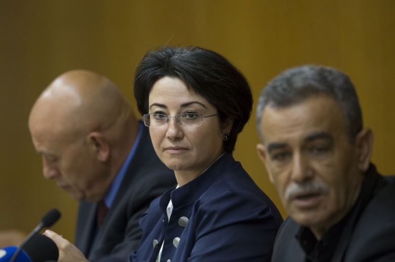 شرطة الاحتلال تحقق مع النائبين زعبي وزحالقة غداً
