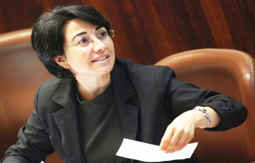 حنـيـن زعـبـــي .. المحــرضـة