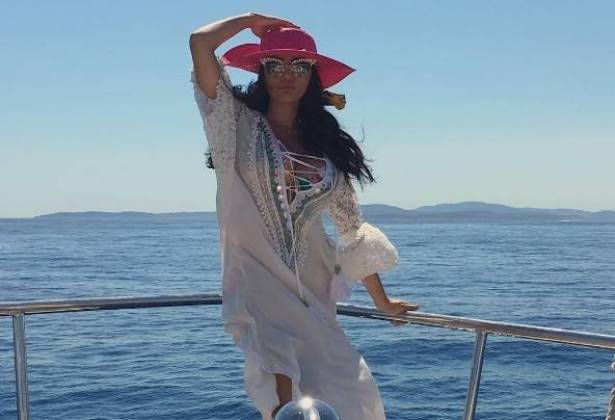 بالصور : ميليسا مع راغب بتنورة قصيرة ومثيرة