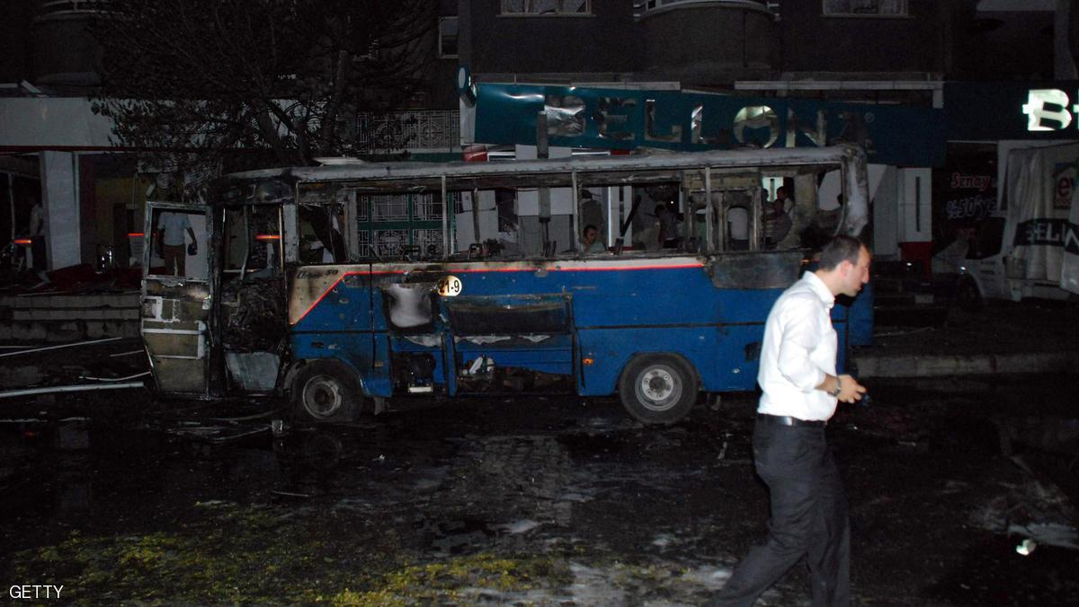 محدث.. مقتل 3 وإصابة 40 بهجوم لـ"حزب العمال" في شرق تركيا