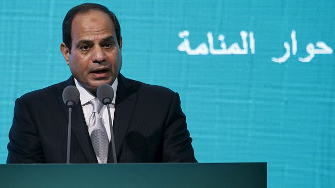 السيسي يفتتح منتدى  "حوار المنامة" بمهاجمة الطائفية الدينية