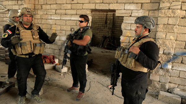 القوات العراقية توقف هجماتها بالموصل ليومين