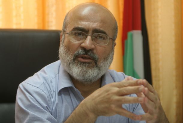 حماس تنفي أنباء تداولت عن نيتها تسليم معبر رفح للسلطة