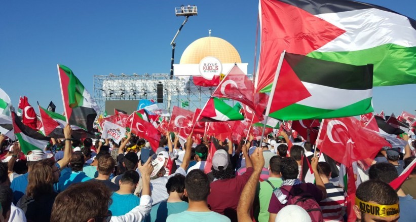 رئيس وزراء تركيا: العالم سيعترف قريبًا بدولة فلسطين