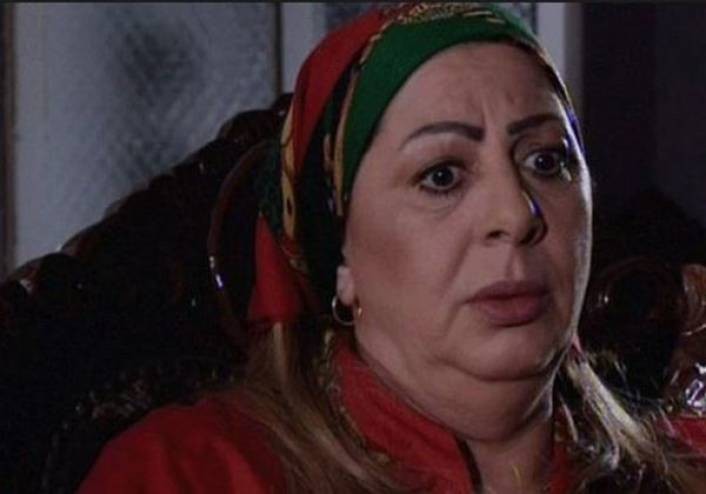 غادة بشور تشعل الإنترنت بإطلالتها الأخيرة.. شاهد كم غيّرها التجميل!