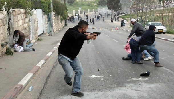 المستعربون وقمع الفلسطينيات