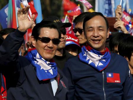 رئيس تايون يزور جزيرة متنازع عليها في بحر الصين الجنوبي الخميس