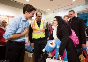 فيديو رائع: أطفال كندا يستقبلون اللاجئين السوريين بنشيد النبي “طلع البدر علينا”