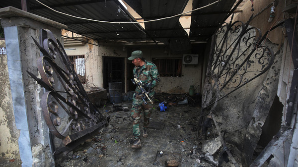 داعش يفتح ممرات بين بيوت الموصل للتخفي عند عودة القتال