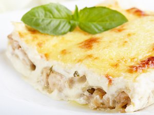 طريقة عمل معكرونة بالجبن والقشطة