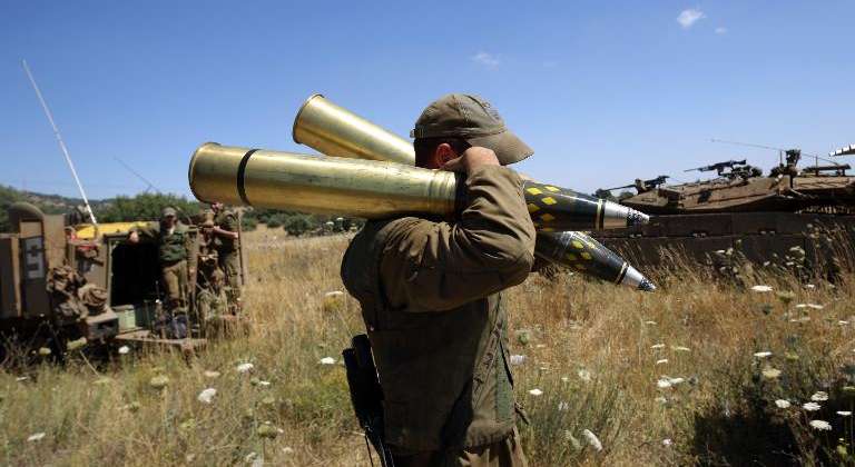 إسرائيل تلعب في النار السورية