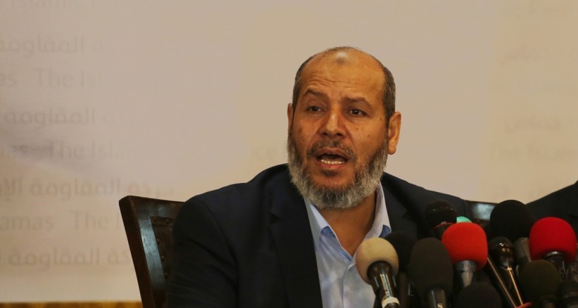 الحية يكشف تفاصيل جديدة حول ملف موظفي غزة وآلية دفع رواتبهم