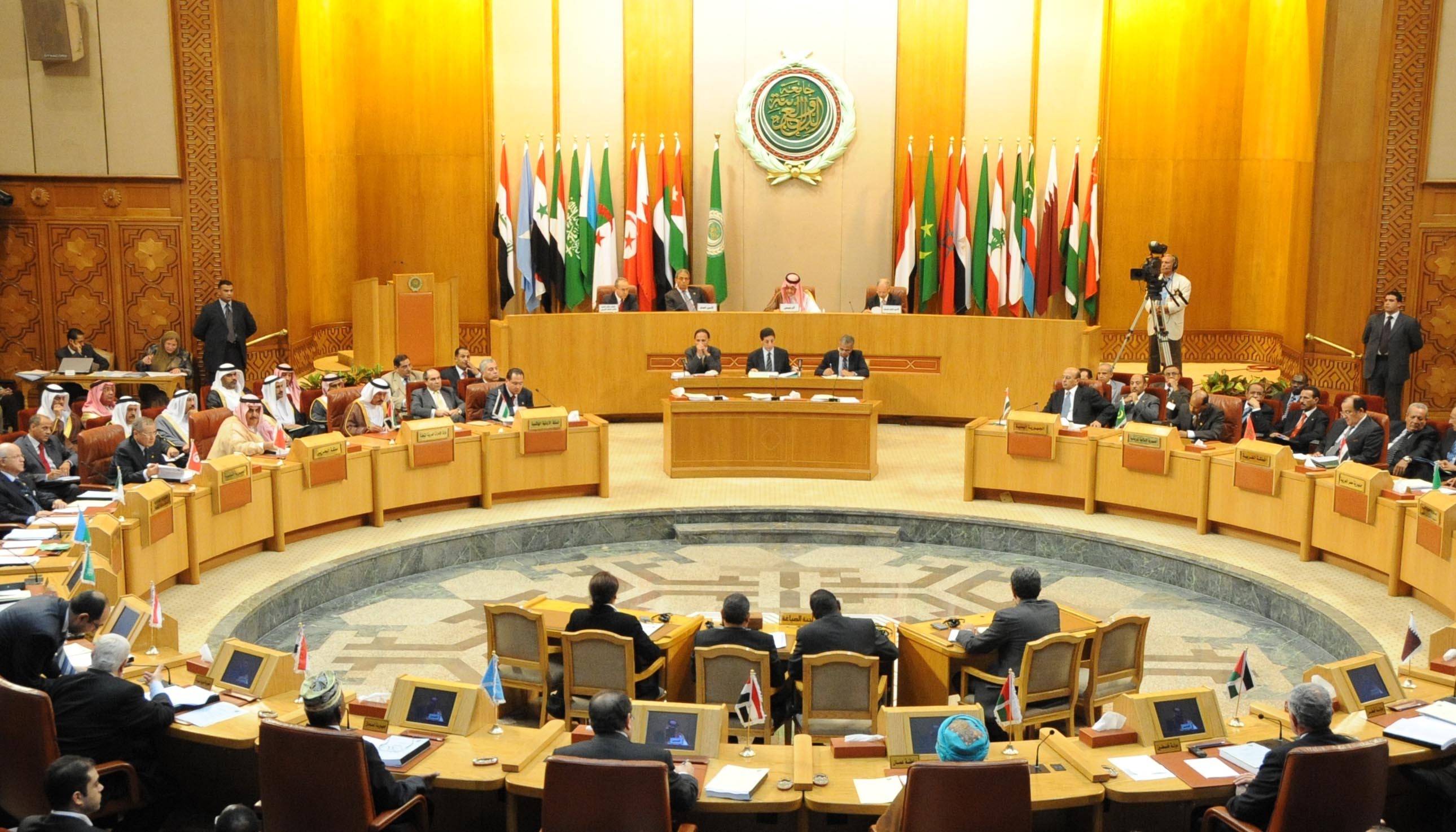 الجامعة العربية تؤكد رفضها لأشكال التمييز والعنف ضد المرأة