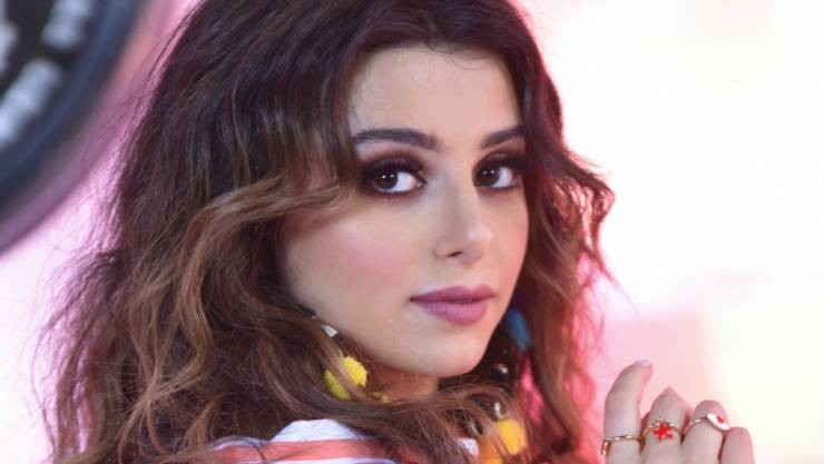 شاهد : ماريتا الحلاني تتألق بالأسود في أسبوع الموضة في باريس