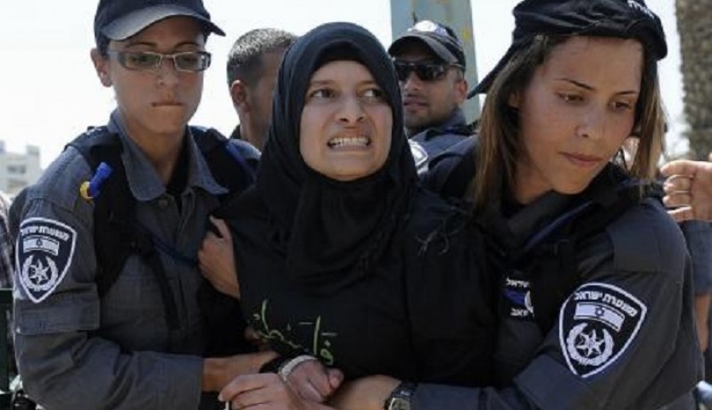 الاحتلال يستدعي 5 فلسطينيات من الداخل للتحقيق