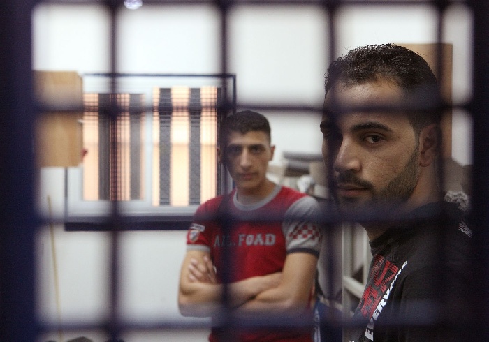 الأسير "الهشلمون" يحتاج لعملية جراحية عاجلة