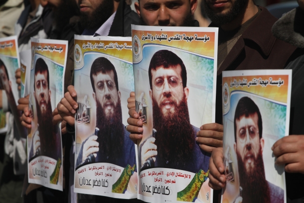 هل قرر الشاباك قتل الأسير خضر عدنان ؟!