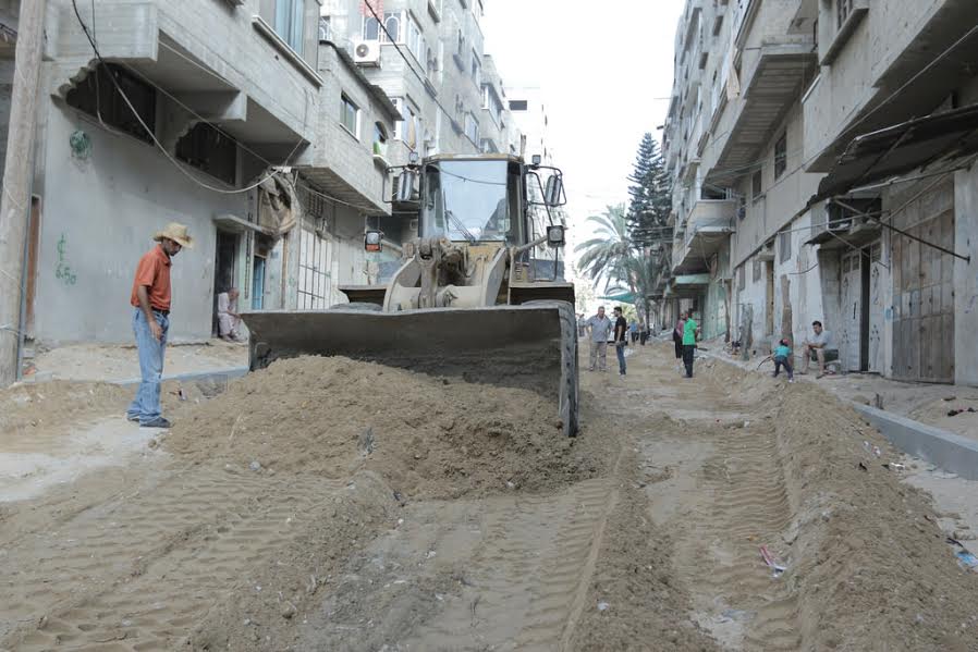 بلدية غزة تشرع بتطوير المنطقة المحاذية لشارع أمين الحسيني بحي النصر