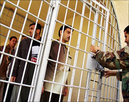 صورة.. الأردن تفرج عن الأسير الدقامسة قاتل السبع إسرائيليات