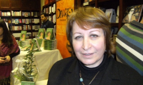 روائية عراقية تكشف: كنت على متن الطائرة المنكوبة