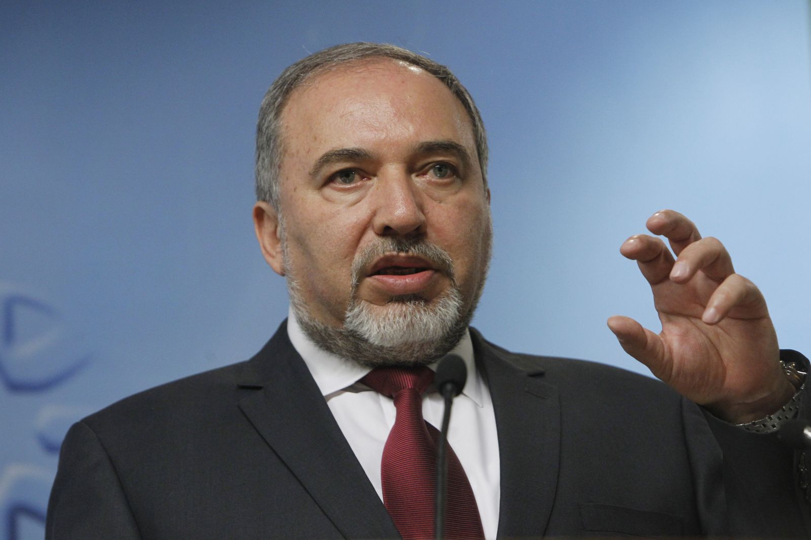 الانتفاضة.. حفر الانفاق هما الدليل : ليبرمان يعترف بفشل حرب 2014 على غزة