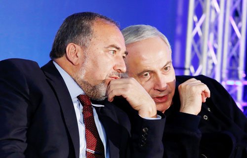 قصة غرام نتنياهو مع هرتسوغ وليبرمان !