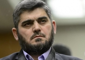 زعيم جيش الإسلام: لا نريد حرباً مع إسرائيل ونشكرها على مساعدتها لنا