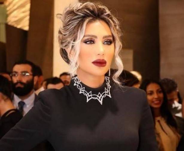 شاهدوا "موني" شقيقة مايا دياب.. ورسالة من الأخيرة