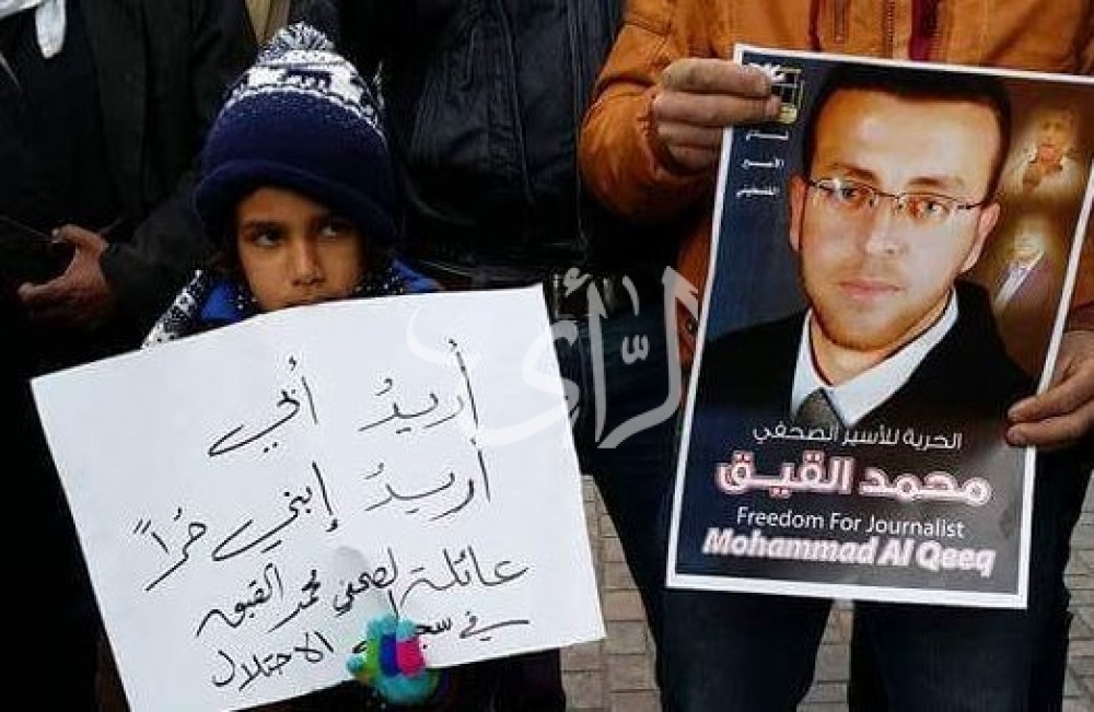 قراقع : 40 متضامنًا مع القيق يضربون عن الطعام