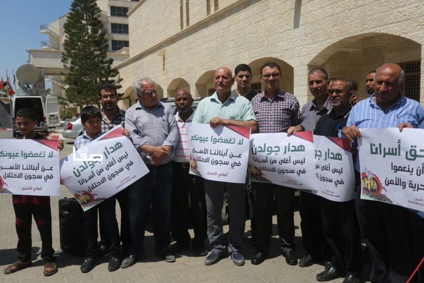 القوى الفلسطينية تدعو الاتحاد الأوربي لعدم التعاطف مع جنود الاحتلال