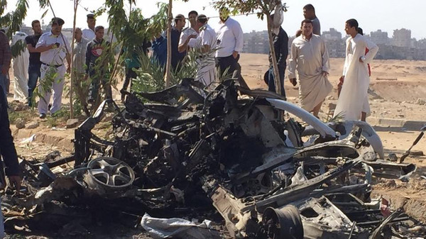 مصر.. فشل محاولة اغتيال قاضي مرسي بسيارة مفخخة