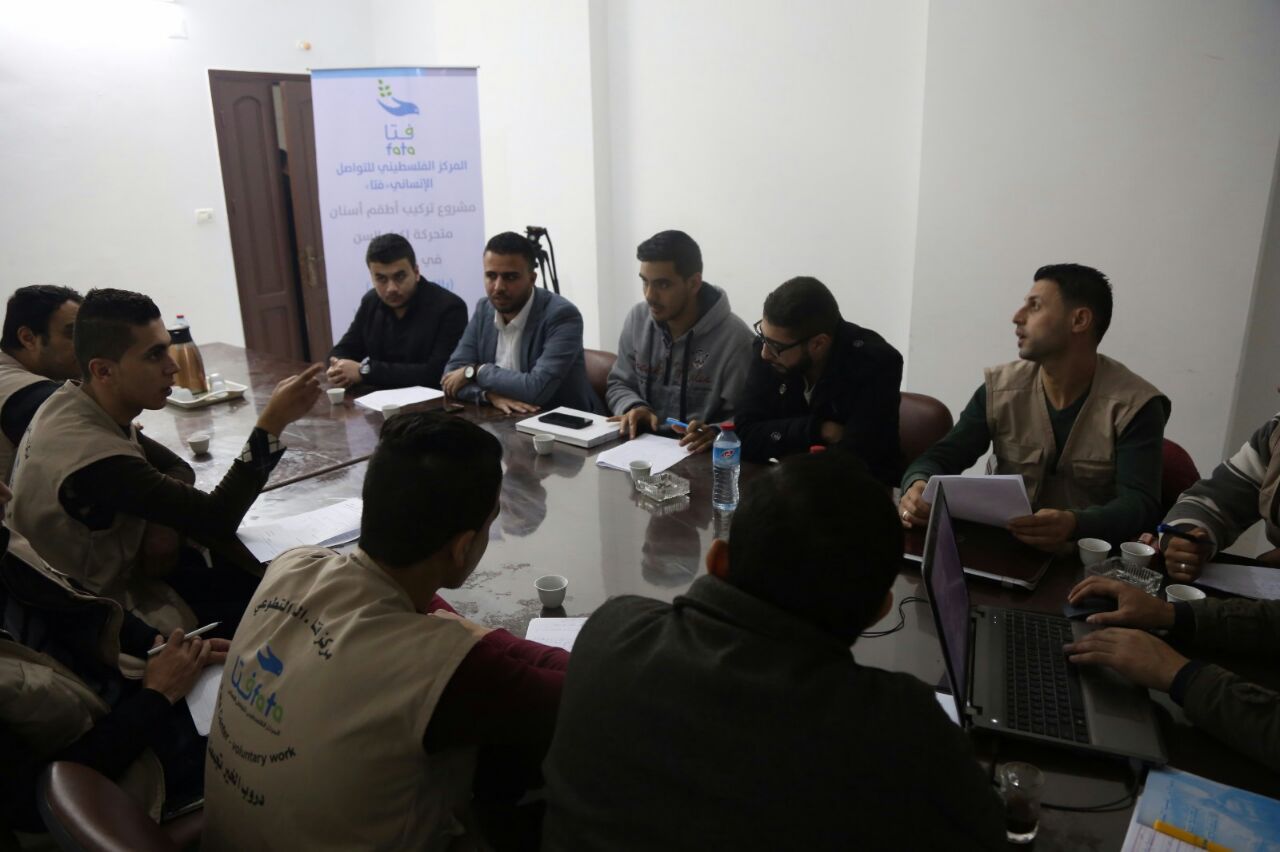 بالصور: يبدأ فتا أولى مراحل مشروع تركيب أطقم أسنان متحركة لكبار السن