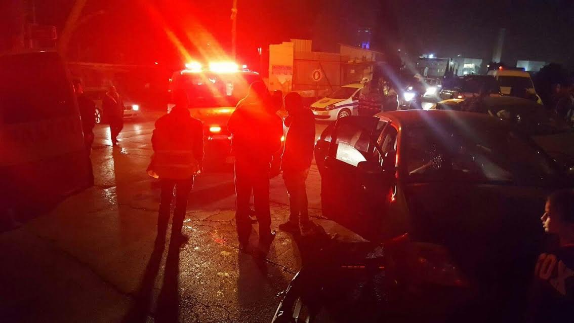 إصابة 10 مواطنين جراء حادث سير في مدينة البيرة