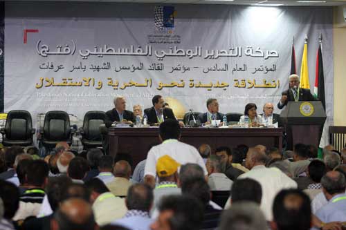 عضو بمركزية فتح :  المؤتمر السابع سيشهد ميلاد حركة جديدة والانتخابات الداخلية تشكل رعبا لدى بعض