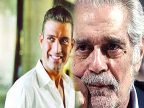 بالفيديو : لحظة استلام حفيد عمر الشريف جثمان جده ومتعلقاته الشخصية