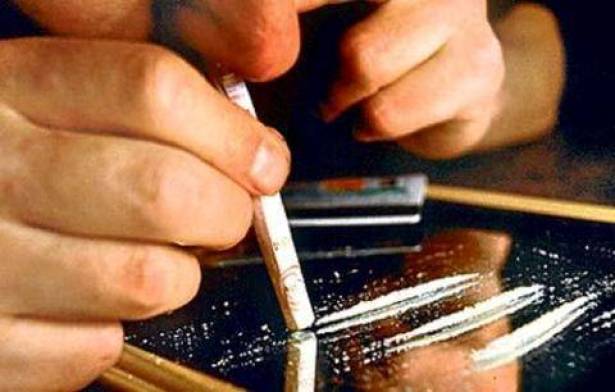 بالفيديو والصورة: فنان شهير متّهم بتعاطي المخدرات! من هو؟