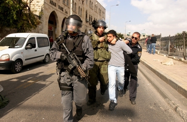 القدس : 669 حالة اعتقال منذ بداية شهر اكتوبر الماضي منها 220 طفل قاصر