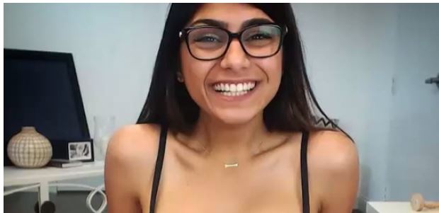 ميا خليفة…سفيرة واشنطن في السعودية!