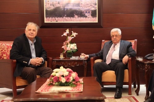 هذا ما جاء في اجتماع الرئيس عباس مع رئيس لجنة الانتخابات برام الله
