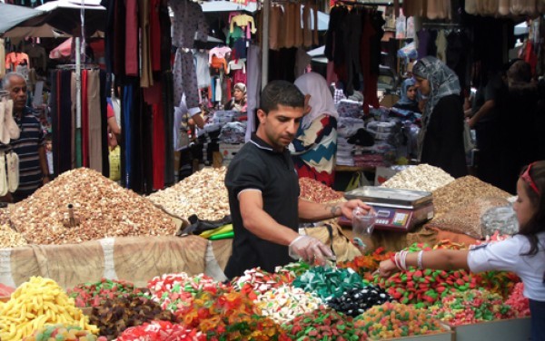 تدهور الحركة التجارية في جنين بفعل قرار احتلالي