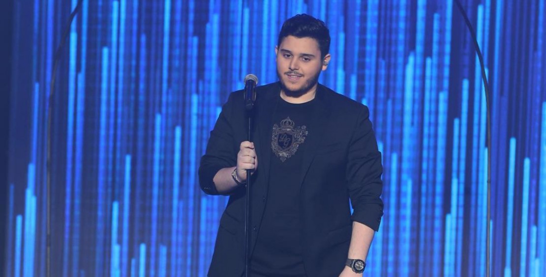 بالصور: "الوليد الحلاني" يحصد لقب "ديو المشاهير" في 2019.. وهكذا احتفل والده به!