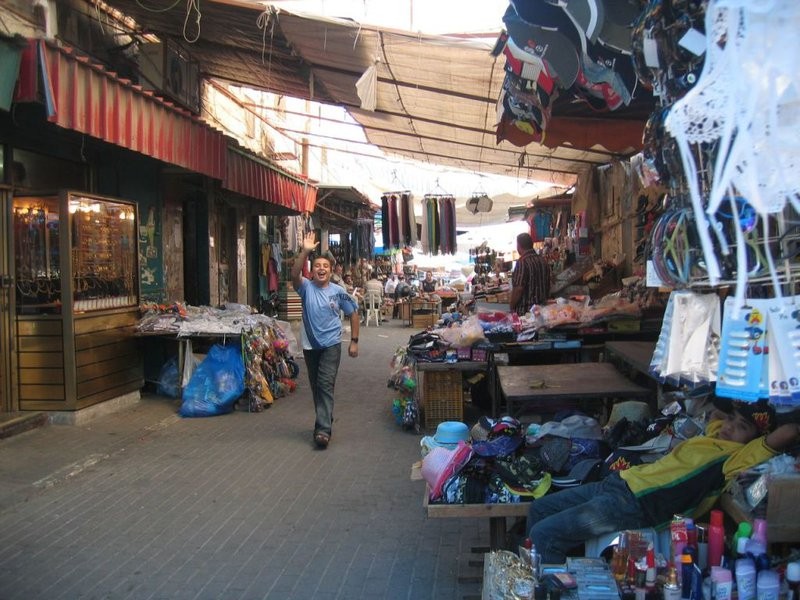 غزة: نقابات العمال تطالب البلديات بعدم المس بأصحاب الدخل المحدود