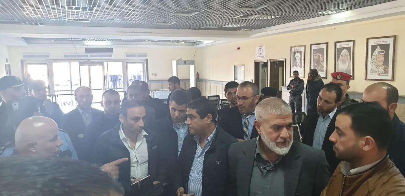 بالصور: الوفد الأمني المصري يتفقد آلية العمل في معبر رفح