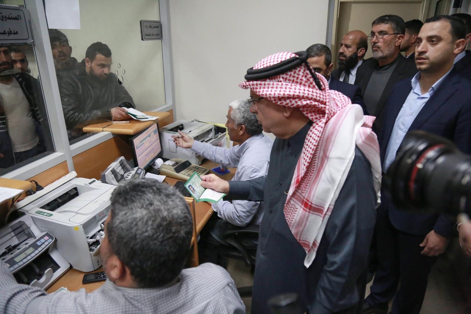 التنمية تكشف تفاصيل جديدة بشأن صرف القسائم الشرائية للأسر الفقيرة بغزّة