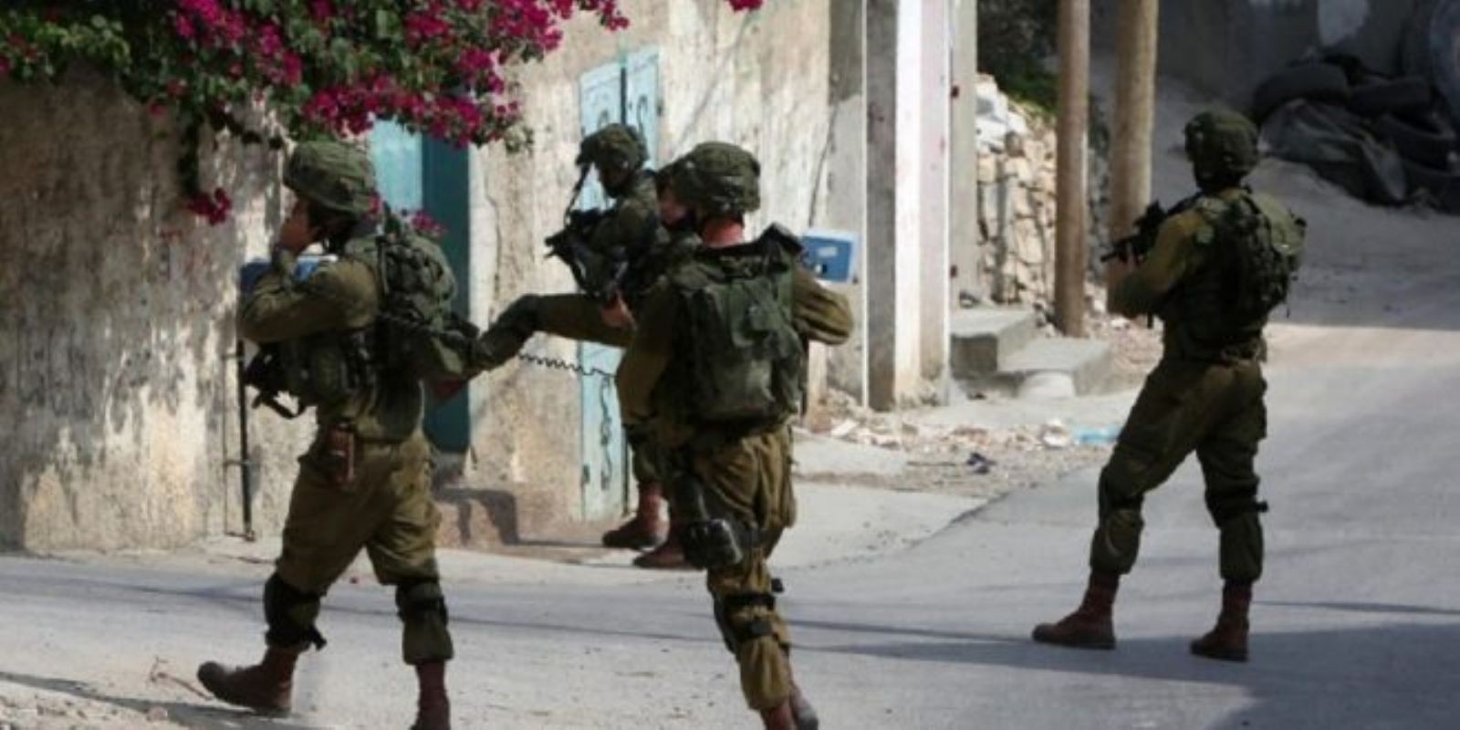 إدانة 3 جنود إسرائيليين لإساءتهم معاملة فلسطينيين
