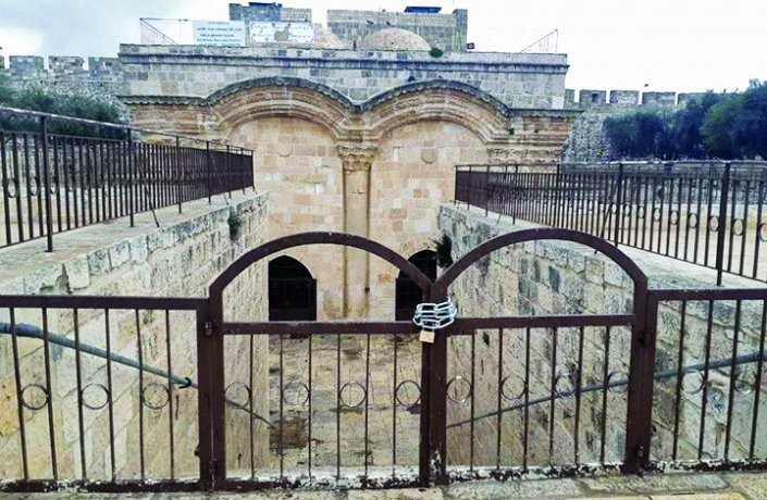 جماعات متطرفة تتوعد بتحويل باب الرحمة بالأقصى إلى كنيس يهودي
