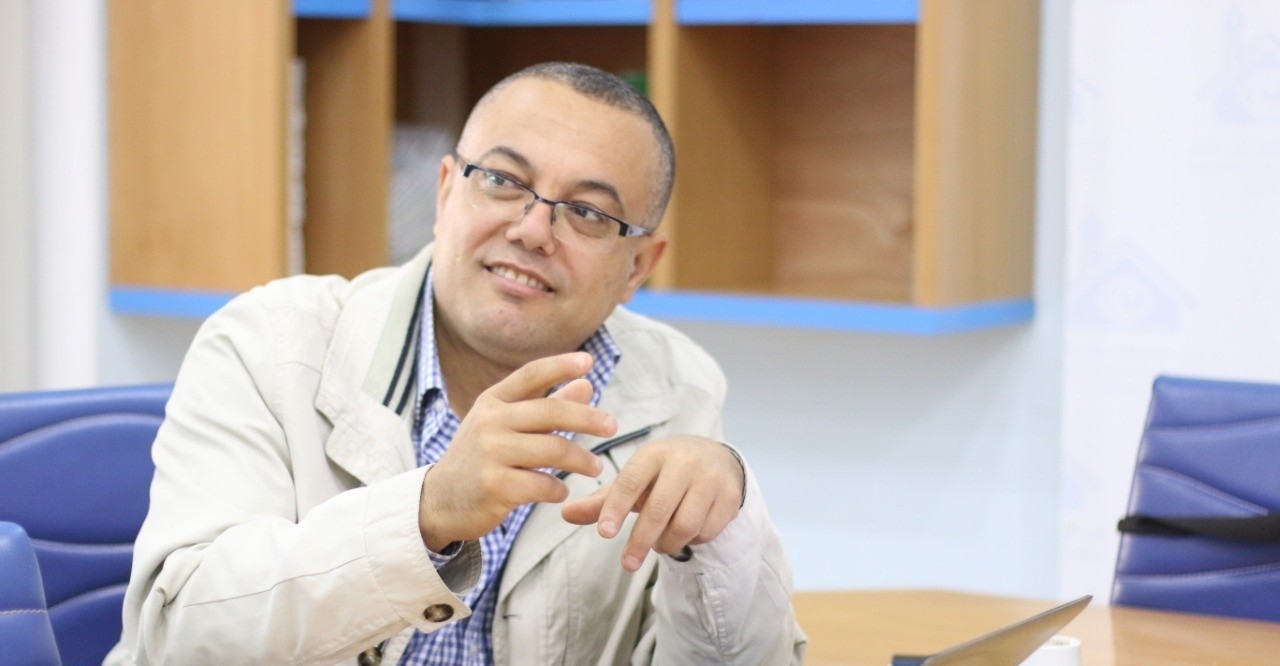 اتصالات مكثفة لنقل أبو سيف لمشافي الضفة الغربية بسبب خطورة وضعه الصحي